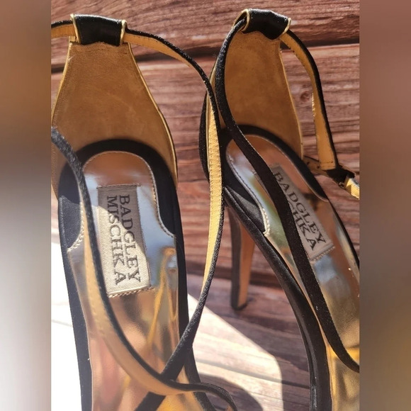 Badgley Mischka Shoes Black Gold Satin Sandal Womens Strappy High Heels Size 7.5 - Picture 3 of 11